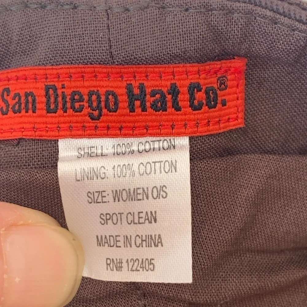San Diego Hat Company fits appropriately